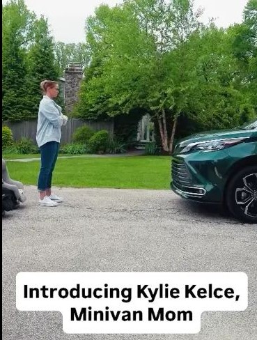 Kylie Kelce Finally Embraces 'Minivan Mom' Life after Having a Standoff ...
